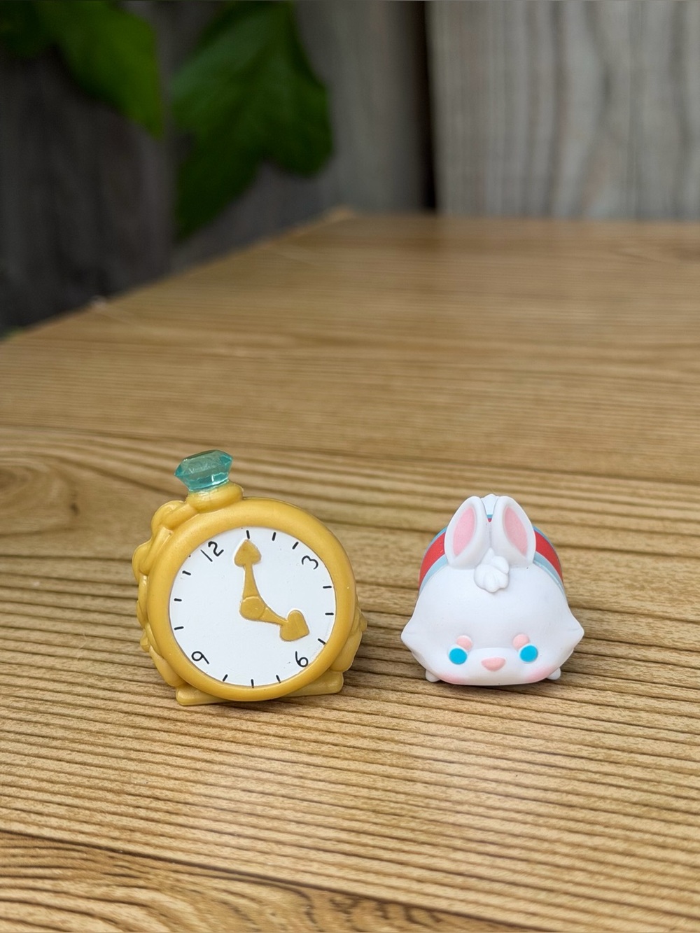 Disney Tsum Tsum Alice in Wonderland WHITE RABBIT Mystery Stack Pack Series 3